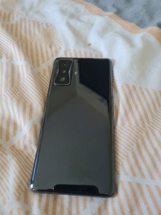Vând telefon Xiaomi Poco F4 GT, în stare foarte bună