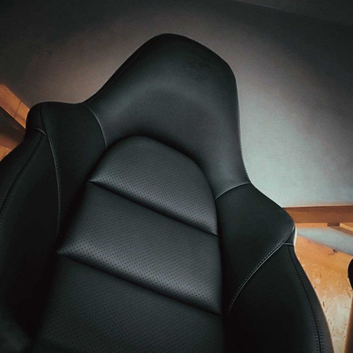 Тапициране на коли – салон, волан, таван, кожа, Alcantara