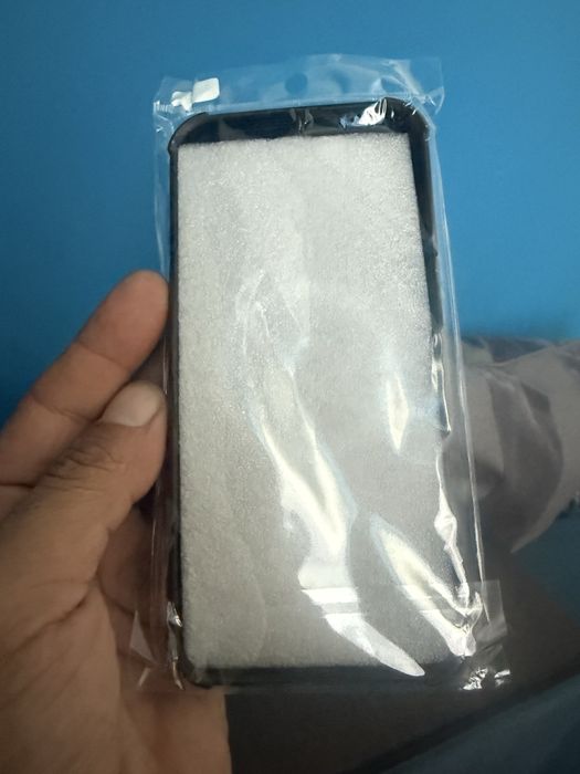 Удароустойчиви калъфи за iPhone 16 Pro Max, Черен