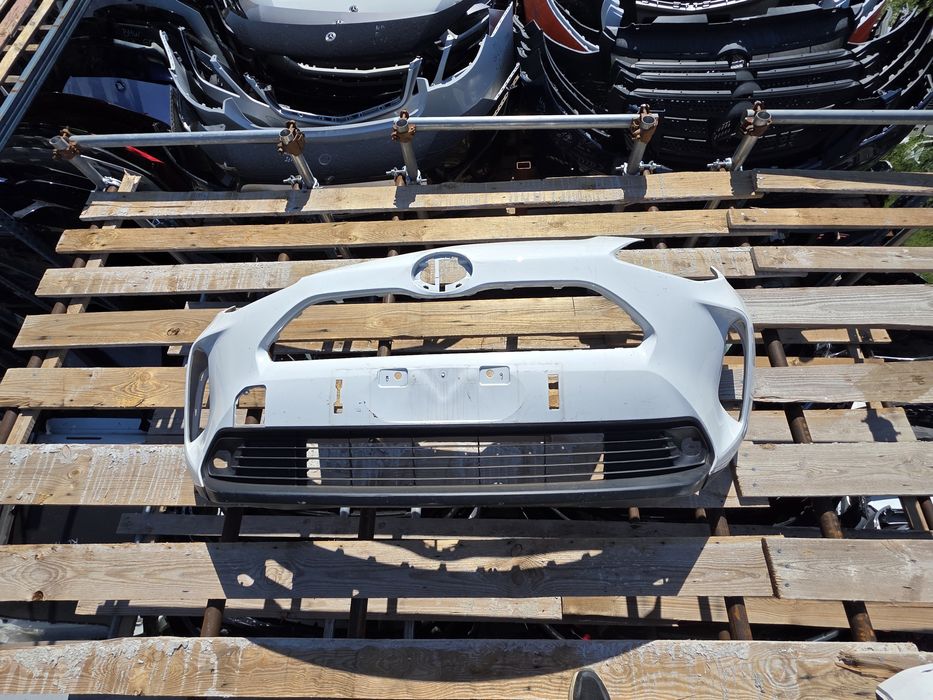 Toyota Yaris Corss  2021-2023 предна броня 2бр.