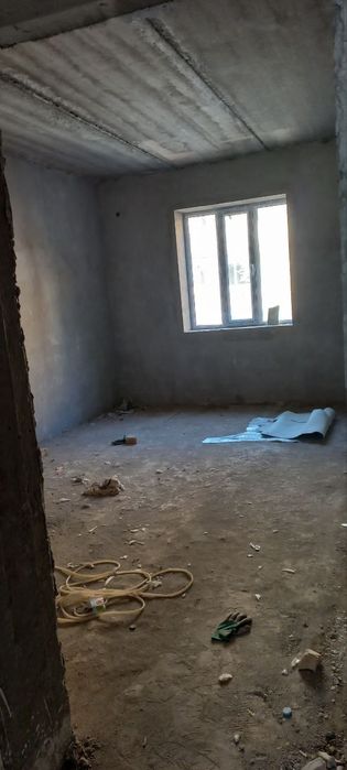 Квартира 74 кв 2 хона 74кв подвал билан 1/5 Урганч шахар