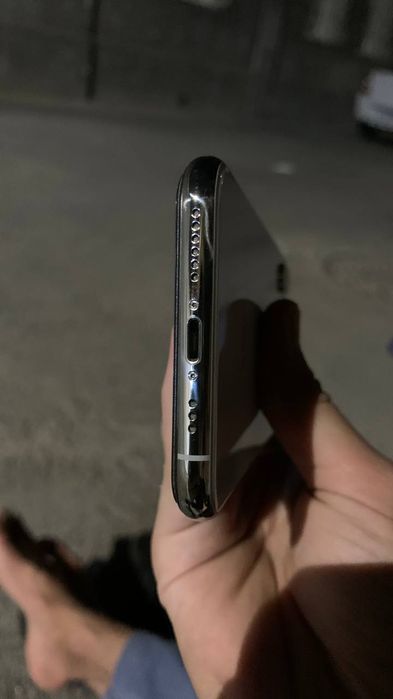 Продаеться IPhone xs 64gb