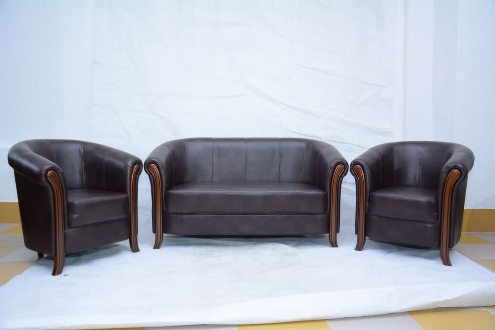 Диваны и кресля для офиса