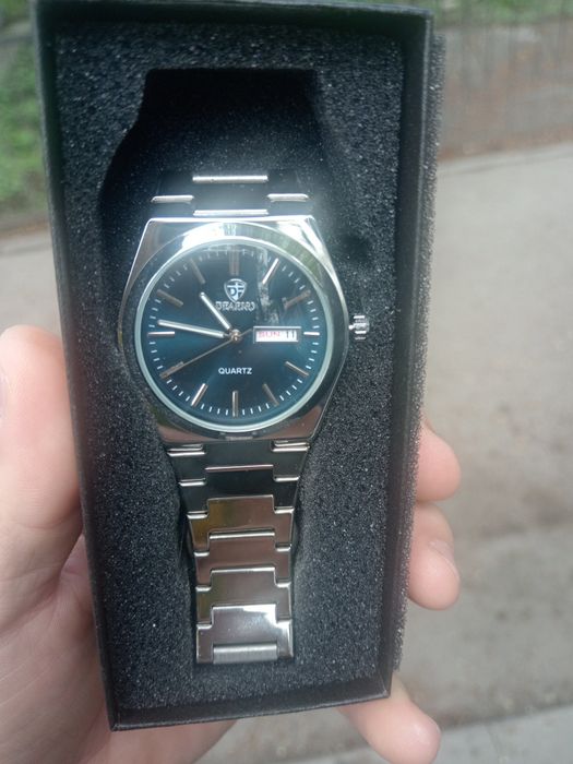 Новый мужской кварцевый час с ремешком из нержавеющей стали