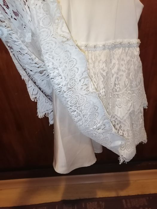 ПРОМОЦИЯ!!! 2 СТРАХОТНИ РОКЛИ! Уникална рокля в бяло с подарък