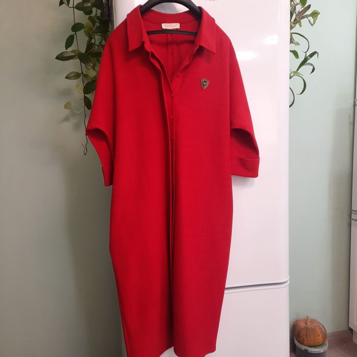 Продам платье новое