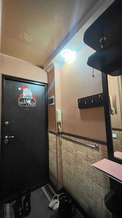 Продам 2 комнатную 5 мкр