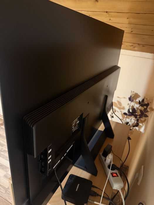 Телевизор Samsung OLED 48инча