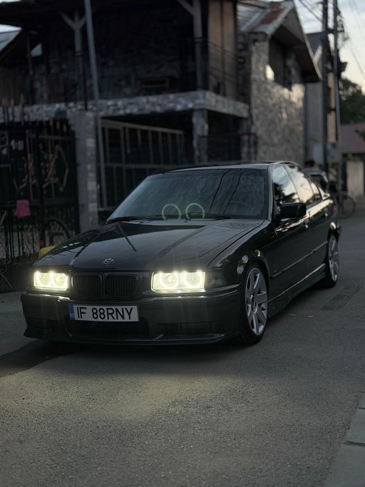 Bmw E36 sedan m50b20