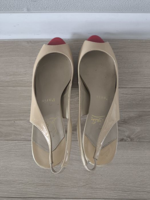 Продам туфли Christian Labutin 39