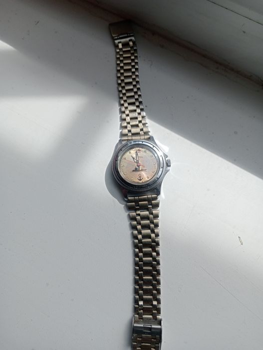 Продам часы восток