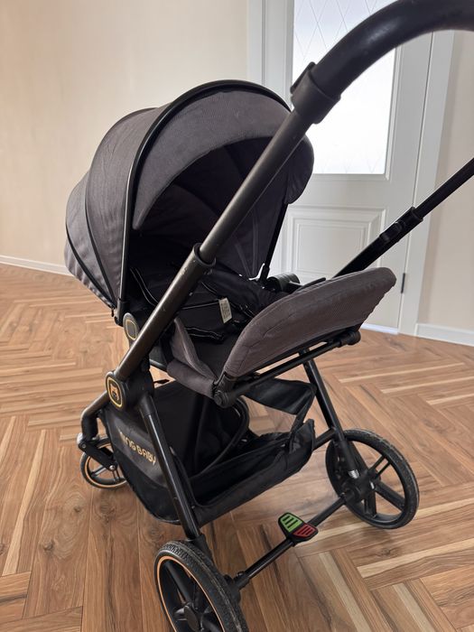 Продам коляску Ining baby