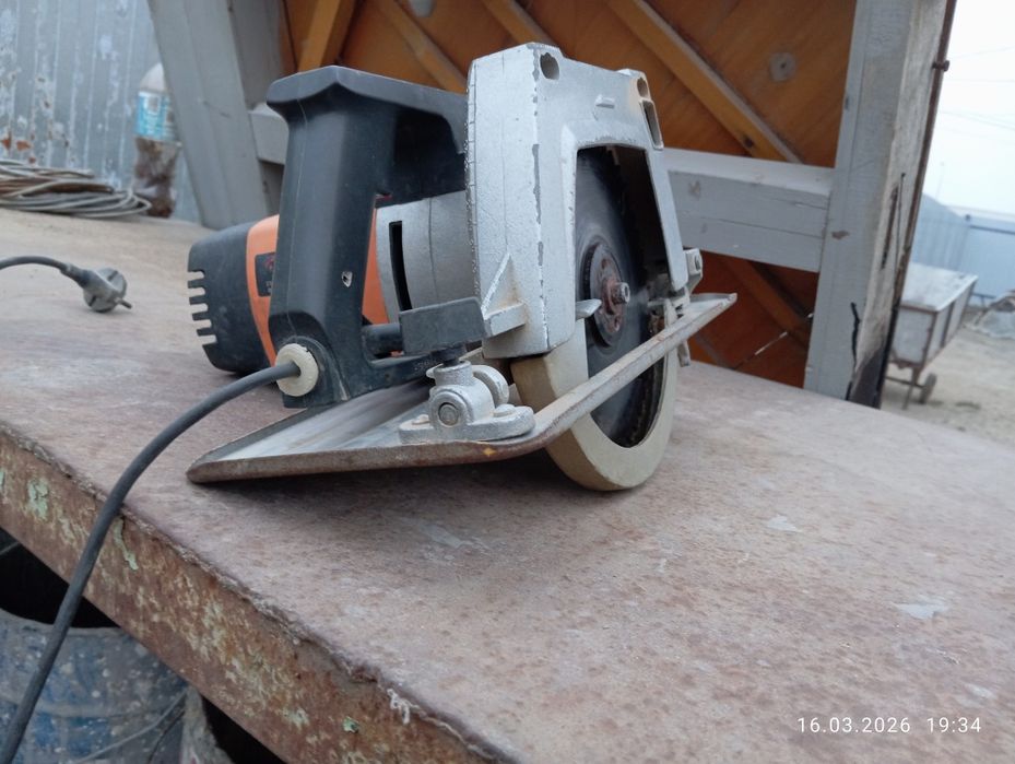 Пчёлка с диском ...