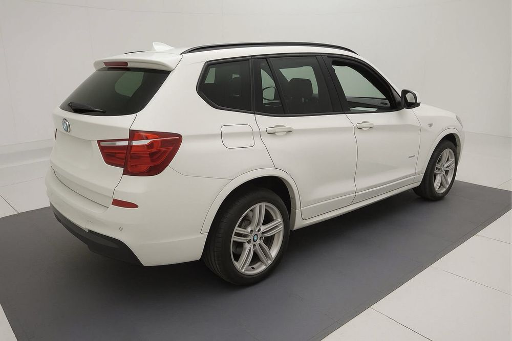 Dezmembrez BMW X3 F25 2.0d xdrive M-Pack 2012 2.0d N47,automat,Xenon