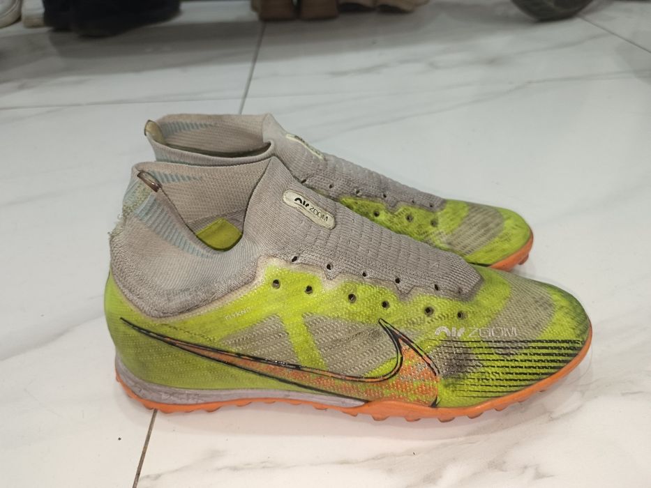 Сороконожки air zoom