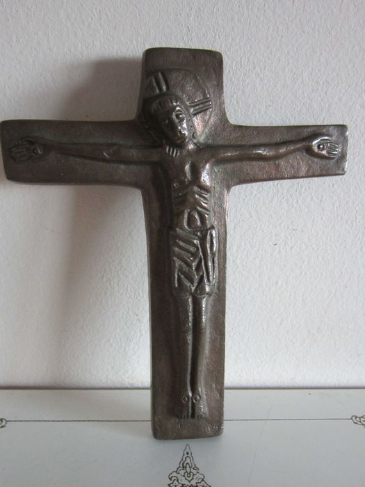 cadou rar Weinert Cruce Crucifix Corpus Christi bronz design stilizat