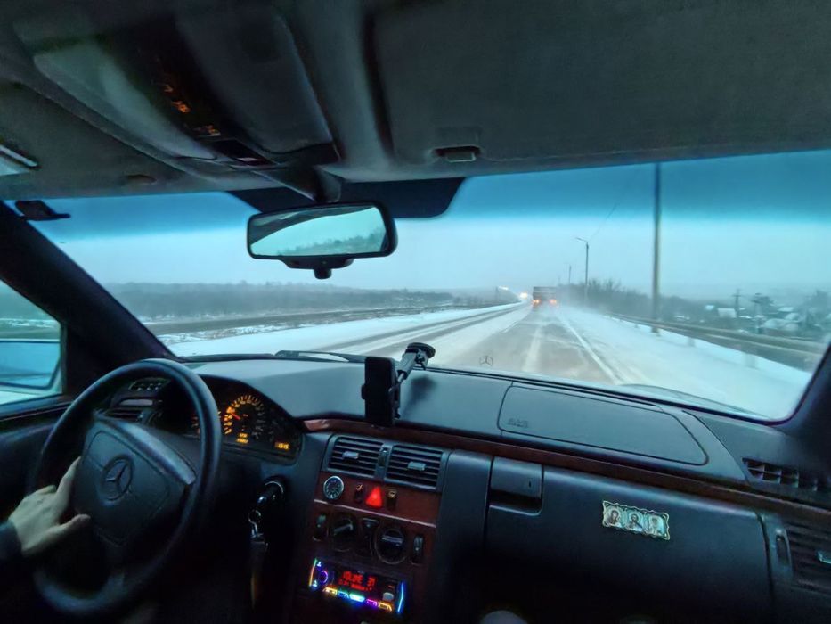 Обменяю Mercedes W210