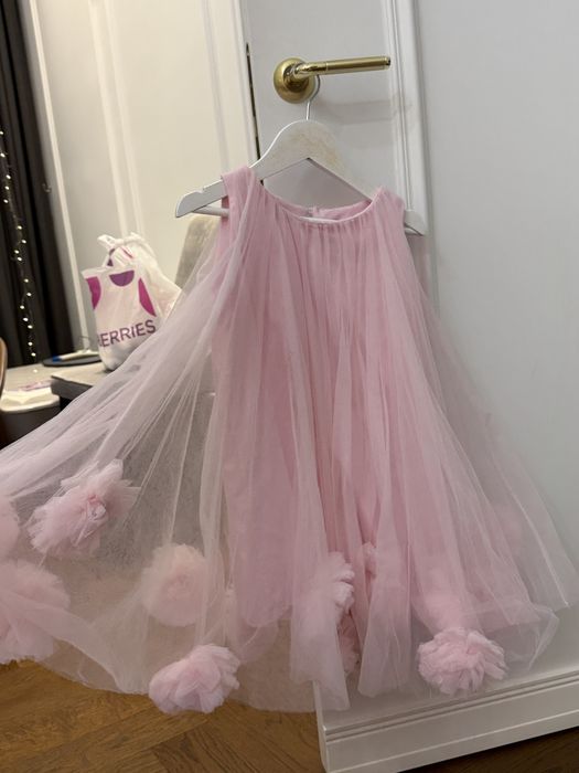 Продам детское платье