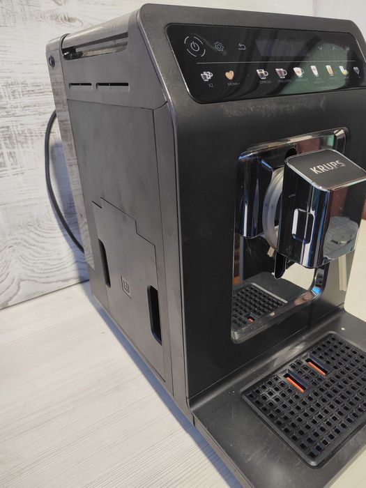 ГАРАНЦИЯ ! Krups Cappuccino / Кафеавтомат - робот / Капучино, Лате