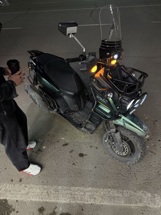 Tank skuteri sotiladi