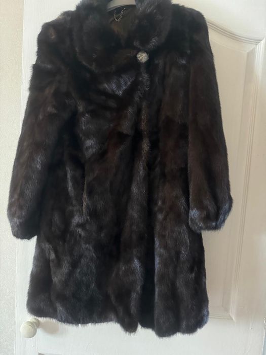 Продается Шуба/ Шуба сатылады