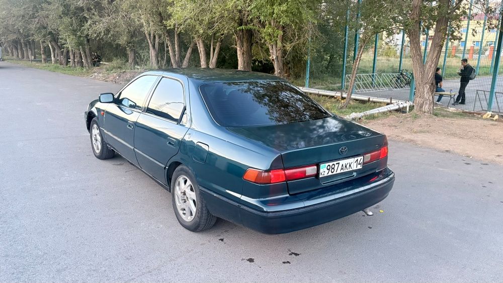 Продажа камри 20