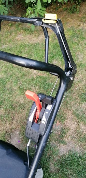 Самоходна косачка хонда хидро