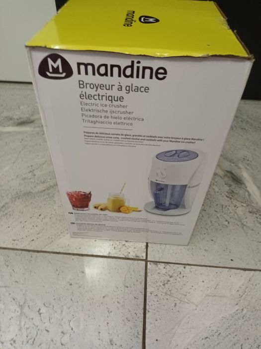 Spărgător de gheata electric pentru sucuri și bauturi