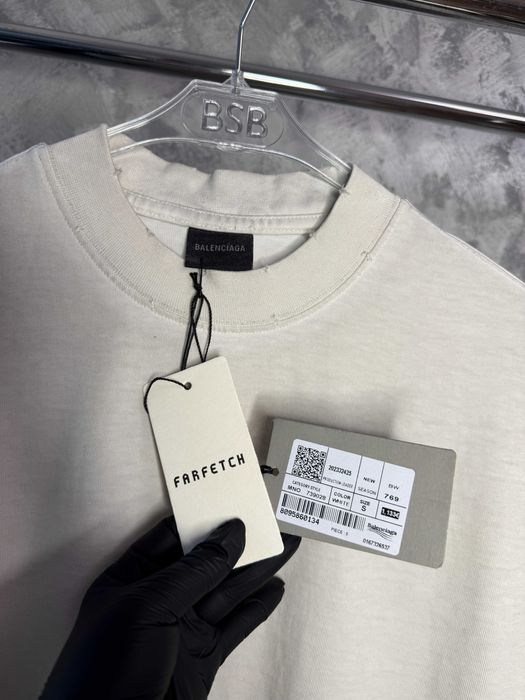 Tricou Balenciaga