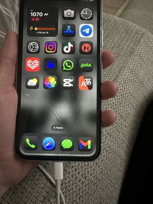 Продам iphone XR