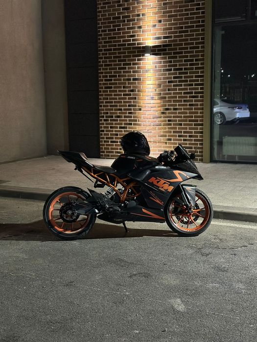 KTM RC390 Стрит байк