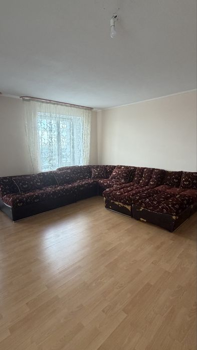 Продам диван угловой