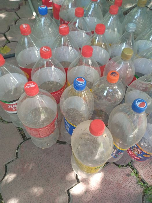 Продается пластиковые бутылки
