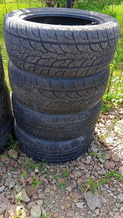 Продам шины 265/50R20
