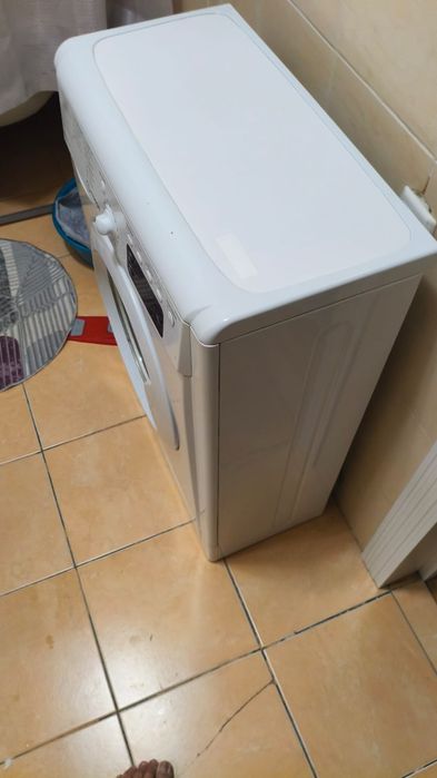 Продам стиральную машинку