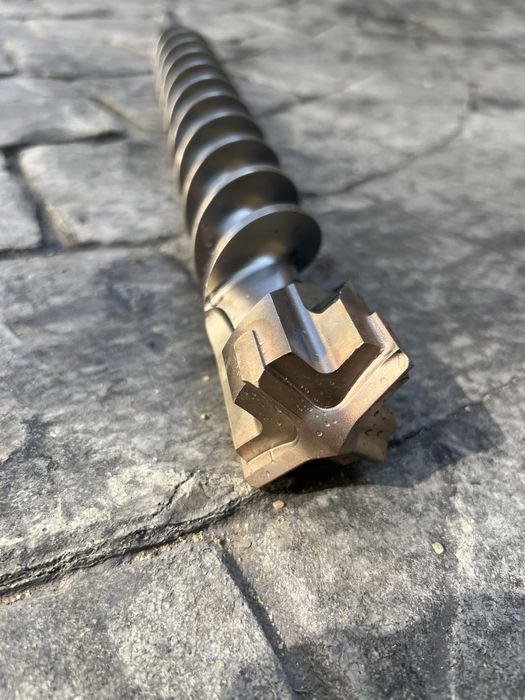 Burghiu Milwaukee 52 mm