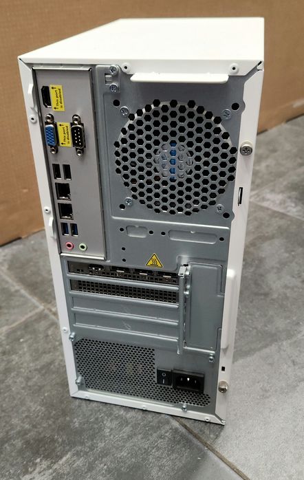 Hope Amanet P11 - Unitate Acer/Intel i5-13420H/SSD 1 TB/RAM 32GB/NVIDIA GeFORCE GTX 5060 8GB/GARANTIE