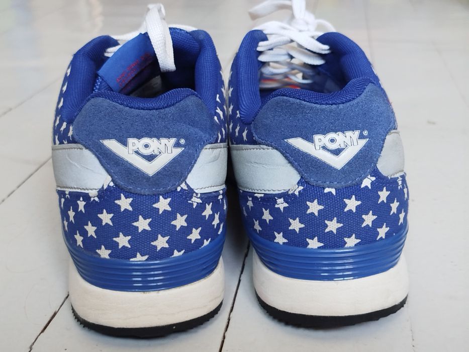 Кроссовки Pony и Nike