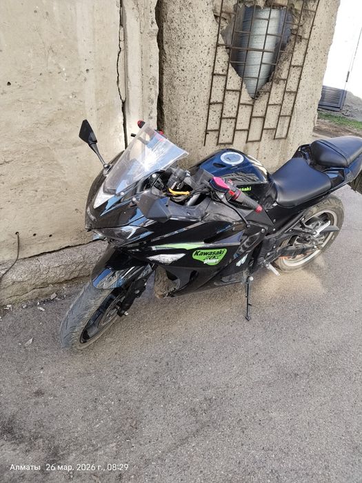 Электромотоцикл, R3