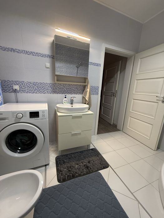 Apartament de închiriat – 3 camere | Cartier Luceafărul | Etaj 2