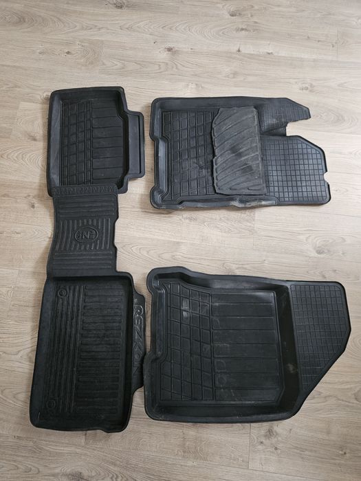 Комплект универсальных поликов