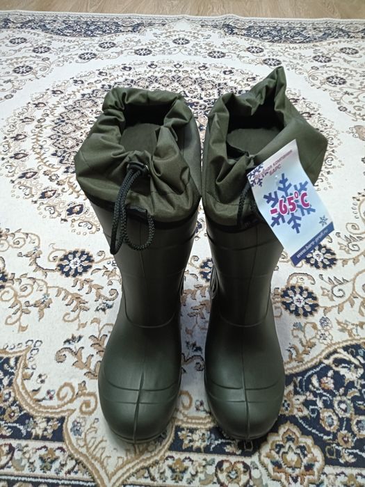 Резиновые сапоги