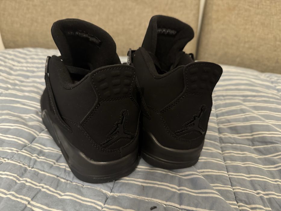Air Jordan 4 Retro Black Cat