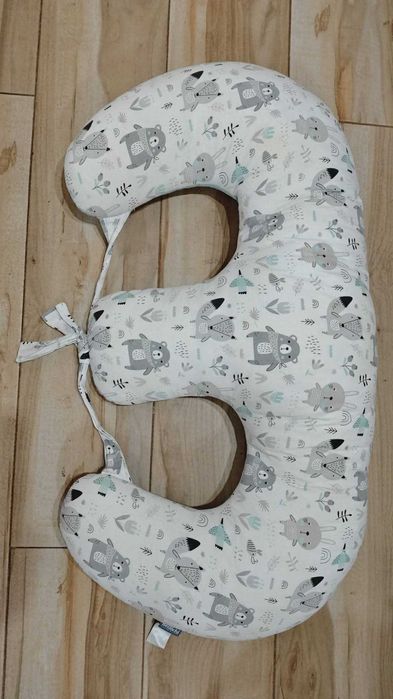 Бебешка възглавница за тандемно хранене