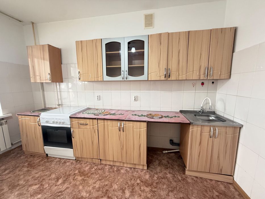 Продам кухонная мебель газ плита