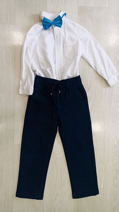 Продам костюмчик