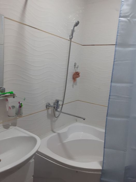 Тож махал олдида Янги курилган Дом