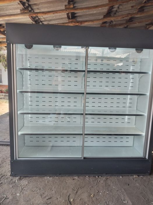 Витрини холодилник новый