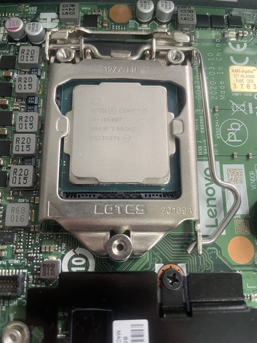 Lenovo ThinkStation P340 Tiny Impecabil