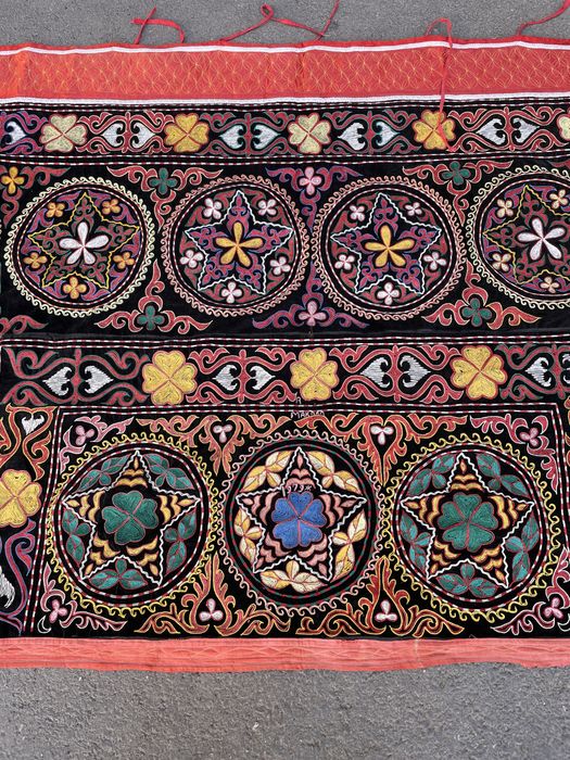 Срочно! Очень дешево!Продам тұс киіз